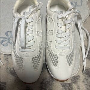 DV by Dolce Vita White Mesh Women's Sneakers